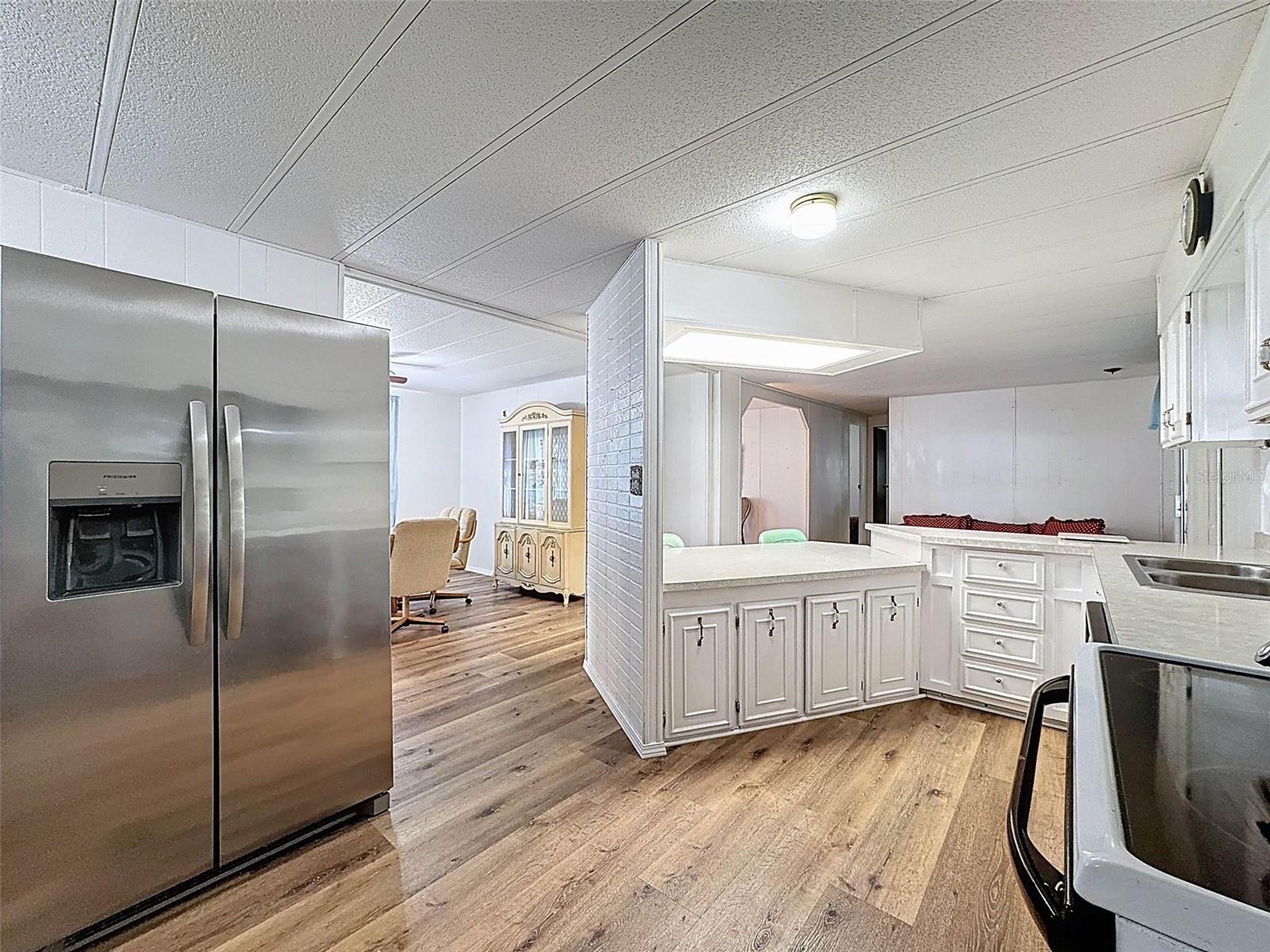 Image 23 of 60 For 3249 Susan Drive