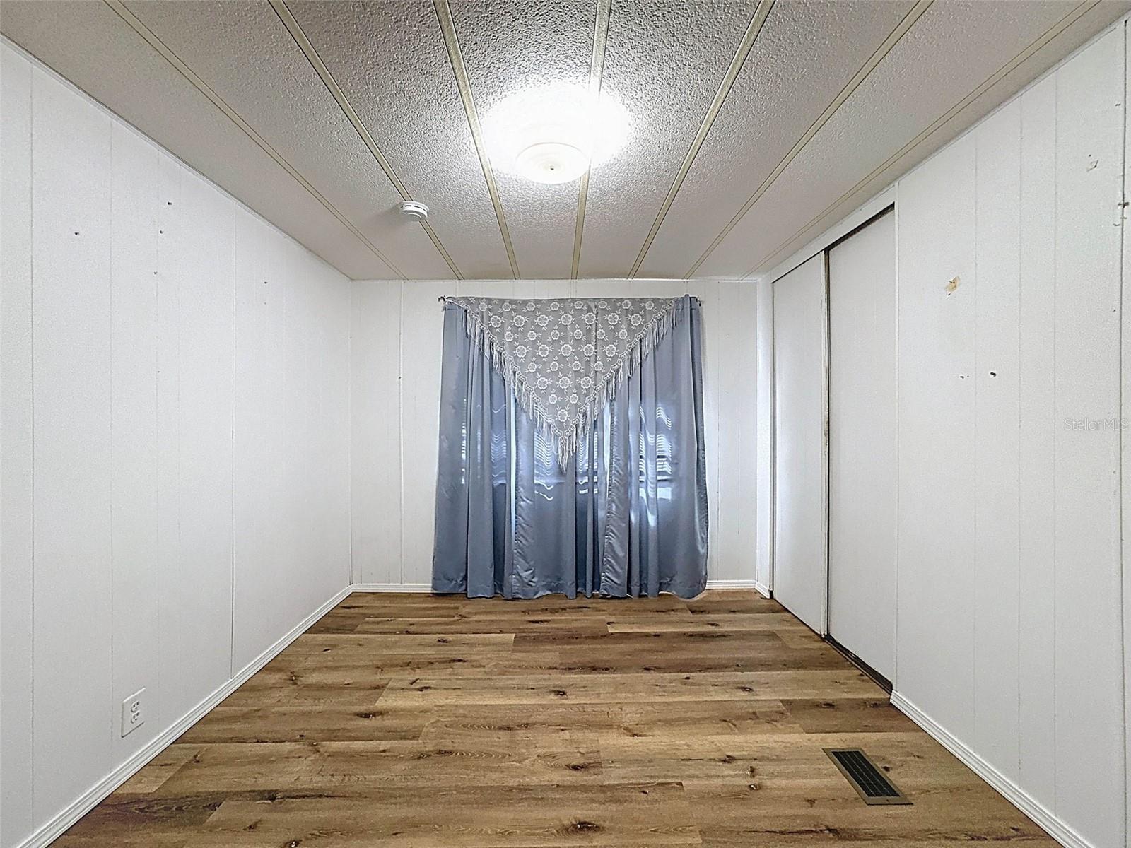Image 41 of 60 For 3249 Susan Drive