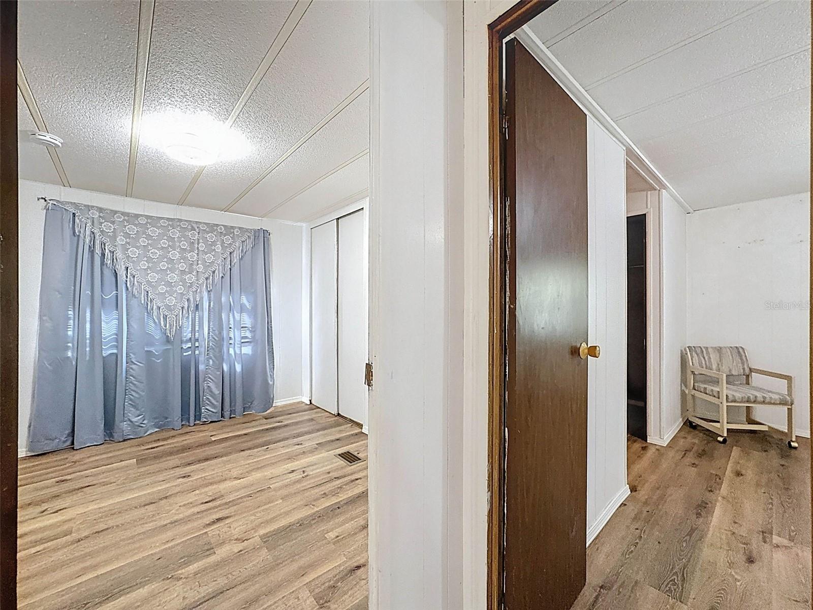 Image 42 of 60 For 3249 Susan Drive