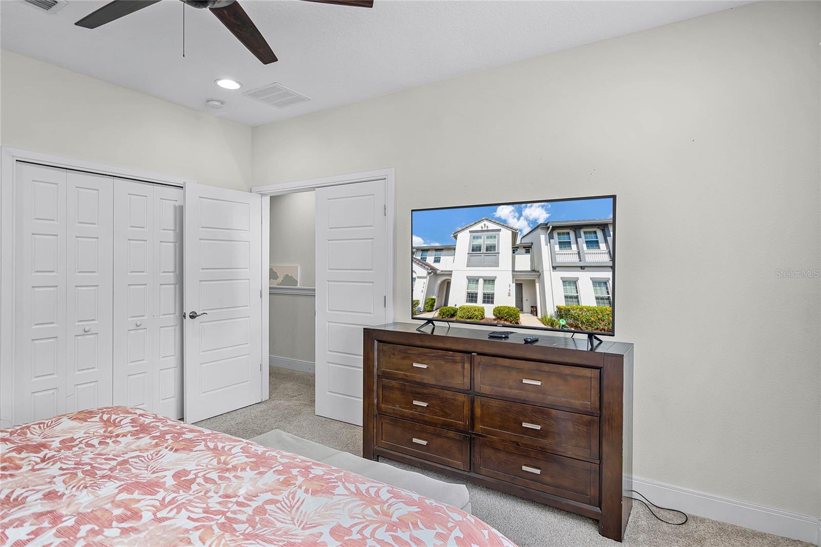 Image 11 of 50 For 510 Captiva Drive
