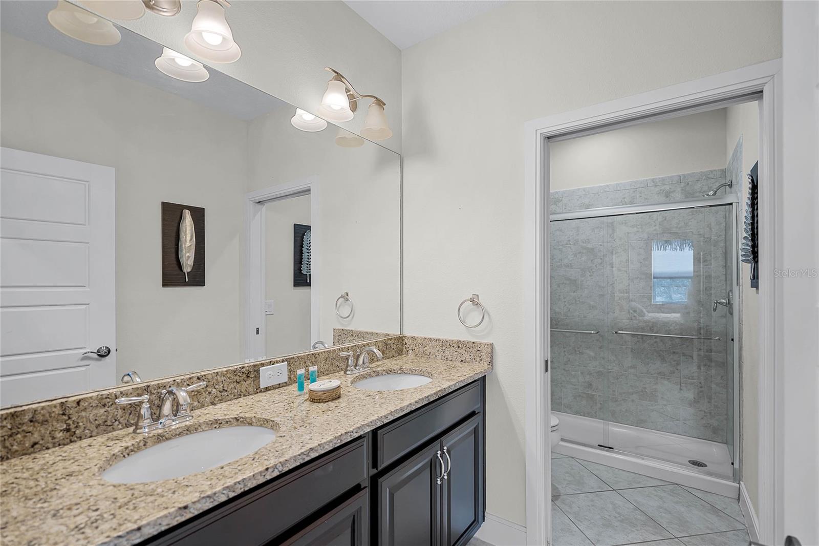 Image 12 of 50 For 510 Captiva Drive