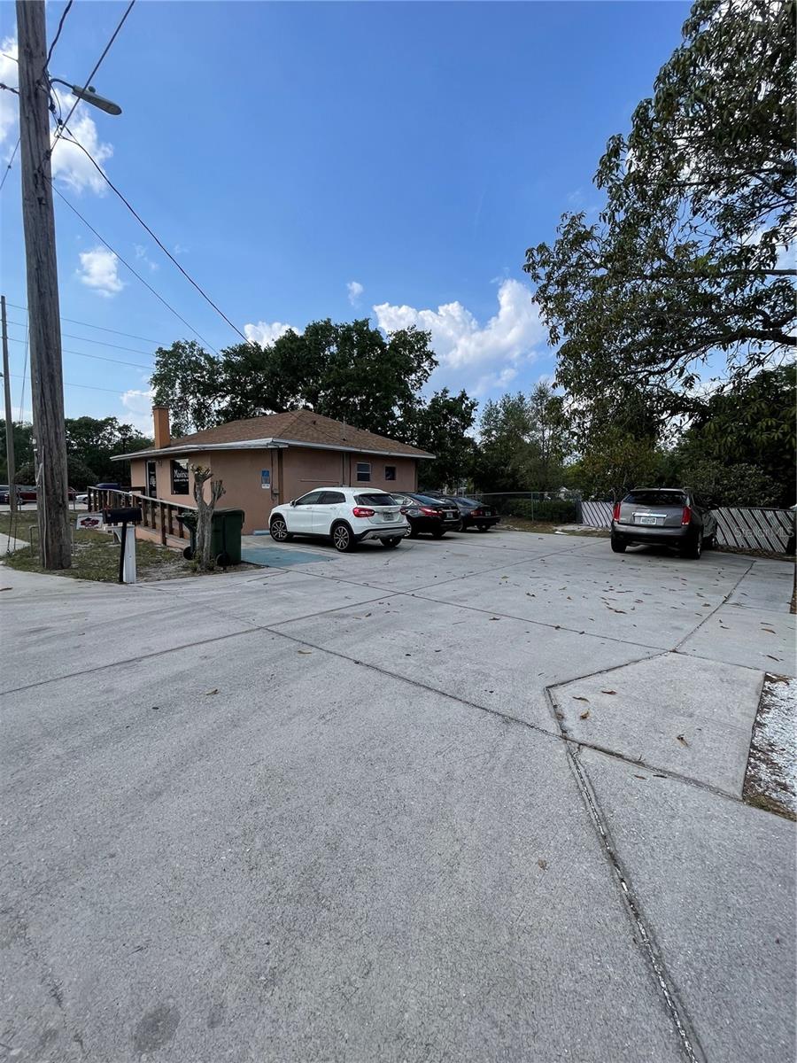 Details for 2106 1st Street N, WINTER HAVEN, FL 33881