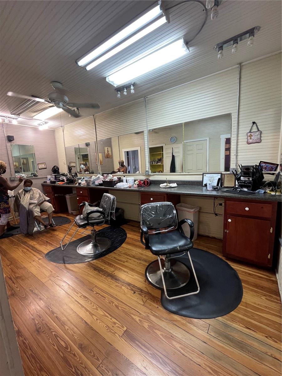 Image 20 of 26 For 2106 1st Street N