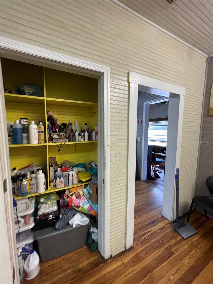 Image 21 of 26 For 2106 1st Street N