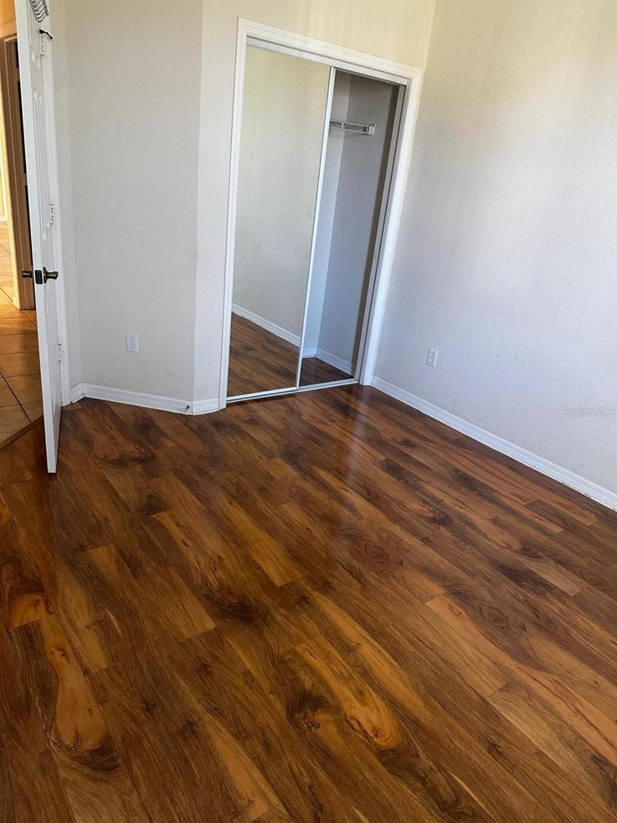 Image 7 of 11 For 448 Cinnamon Drive