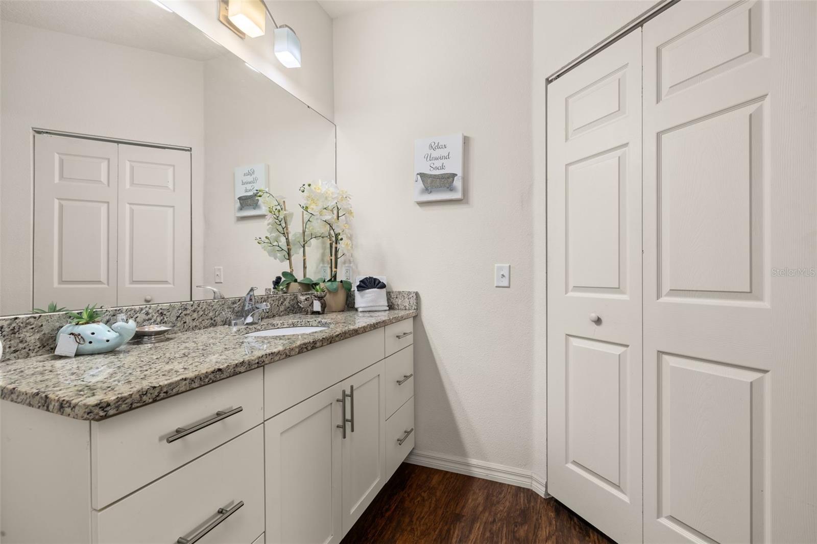 Image 18 of 65 For 8996 Silver Place
