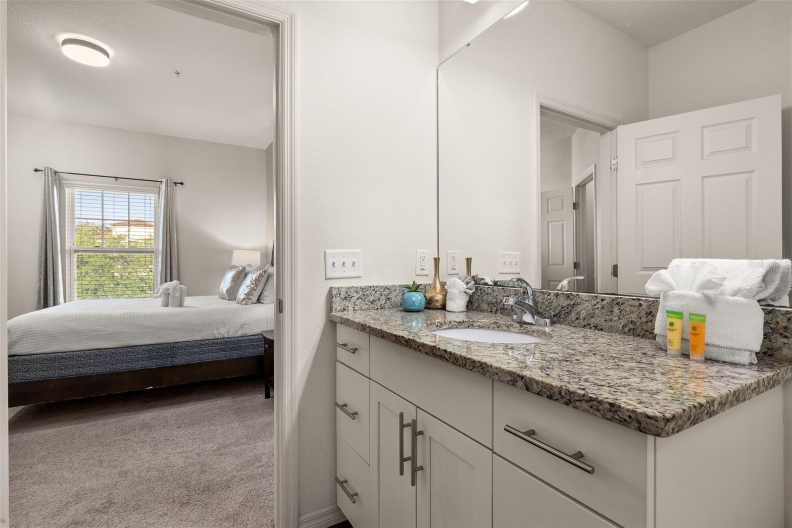 Image 27 of 65 For 8996 Silver Place