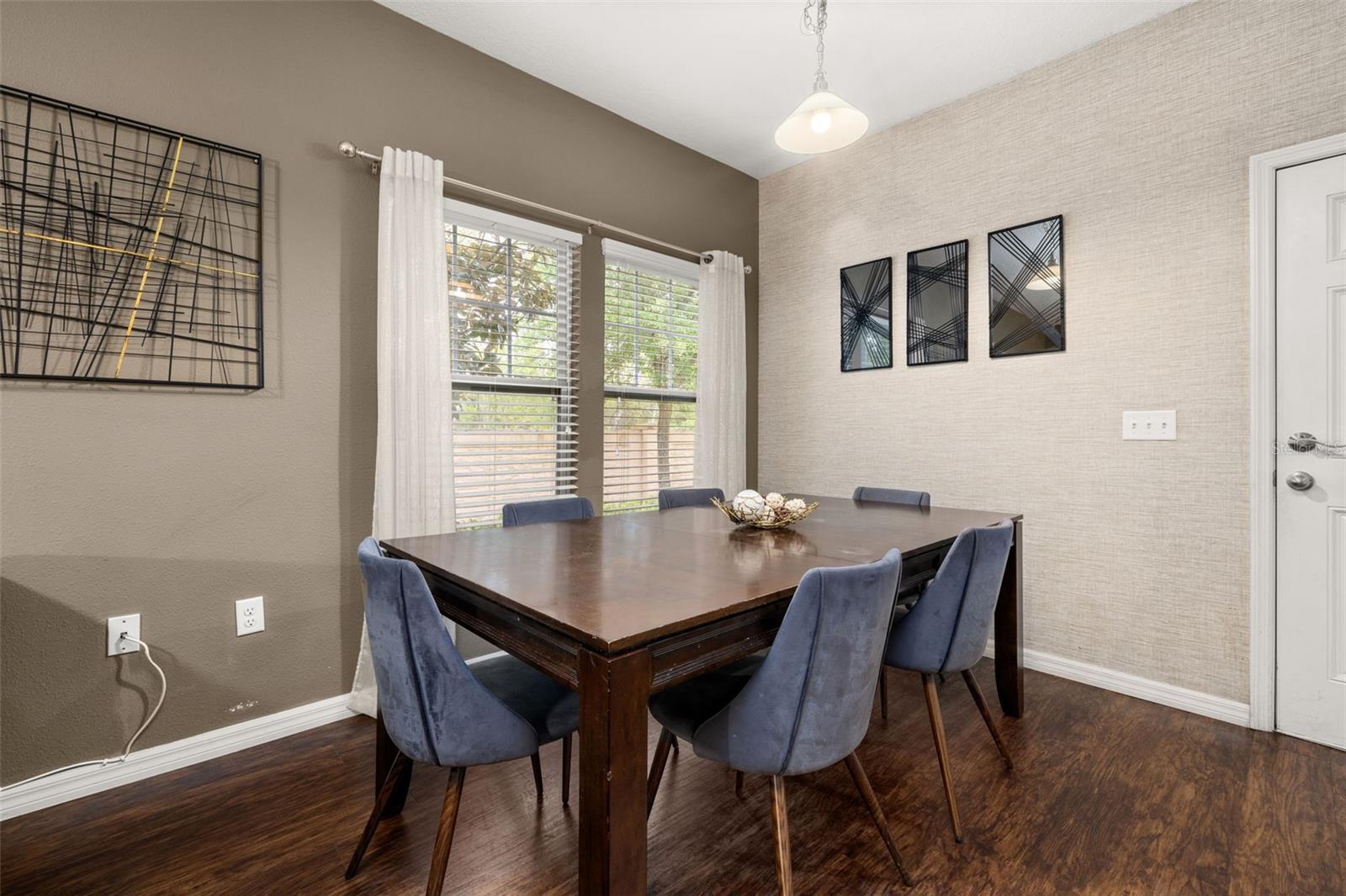 Image 9 of 65 For 8996 Silver Place