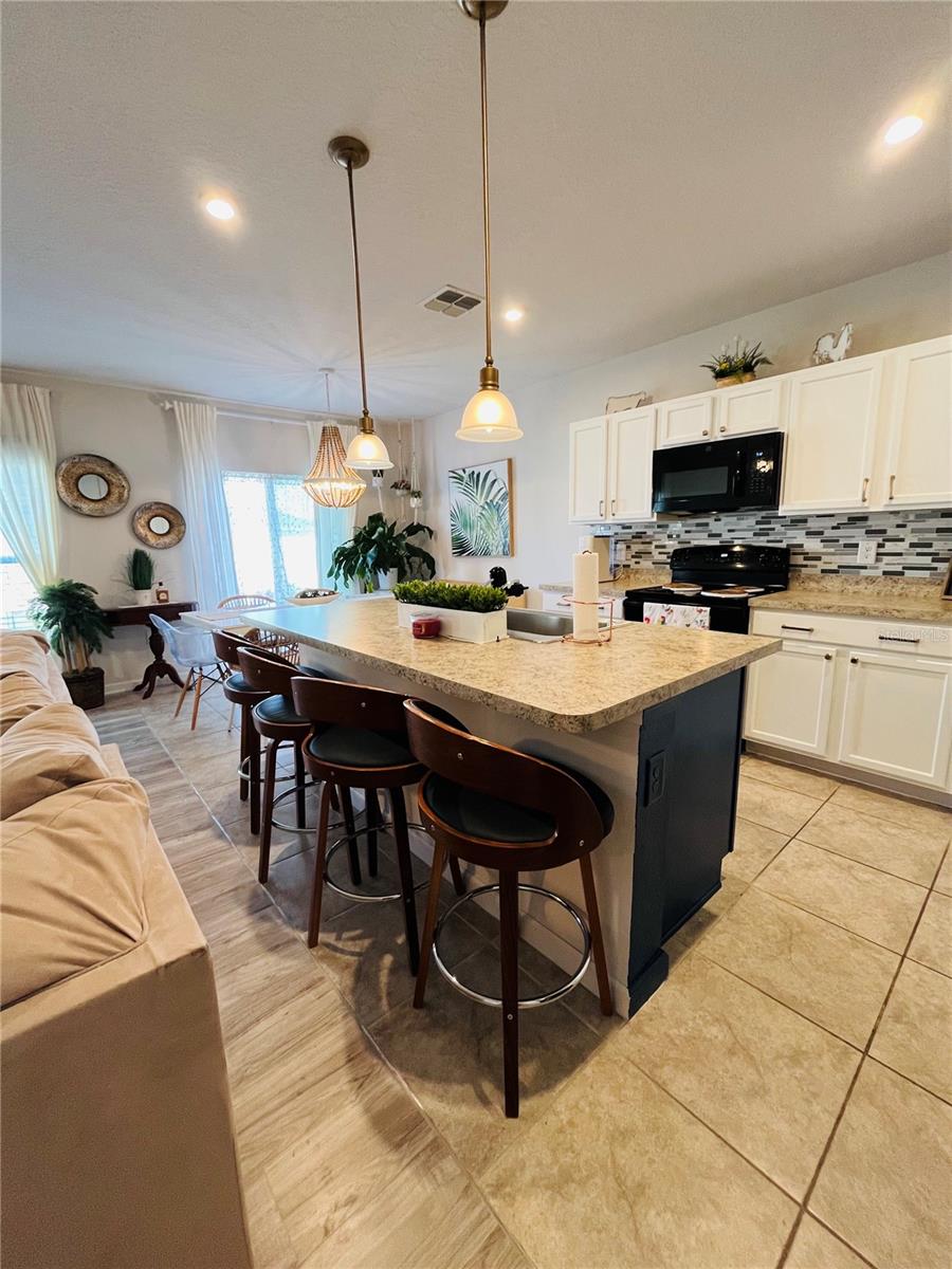 Image 10 of 23 For 1511 Haines Drive