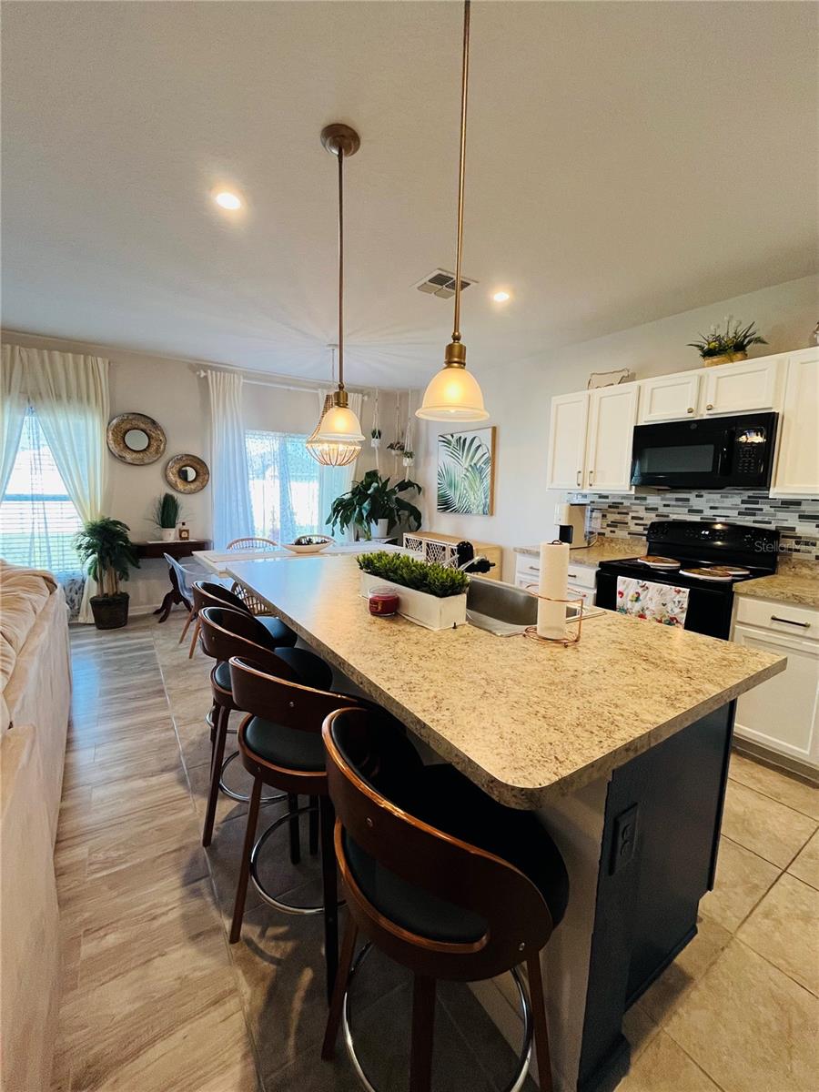 Image 11 of 23 For 1511 Haines Drive