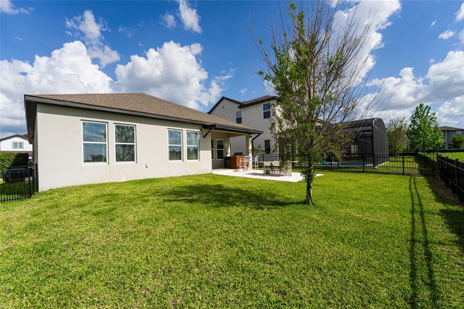 Image 23 of 25 For 9846 Emerald Berry Drive