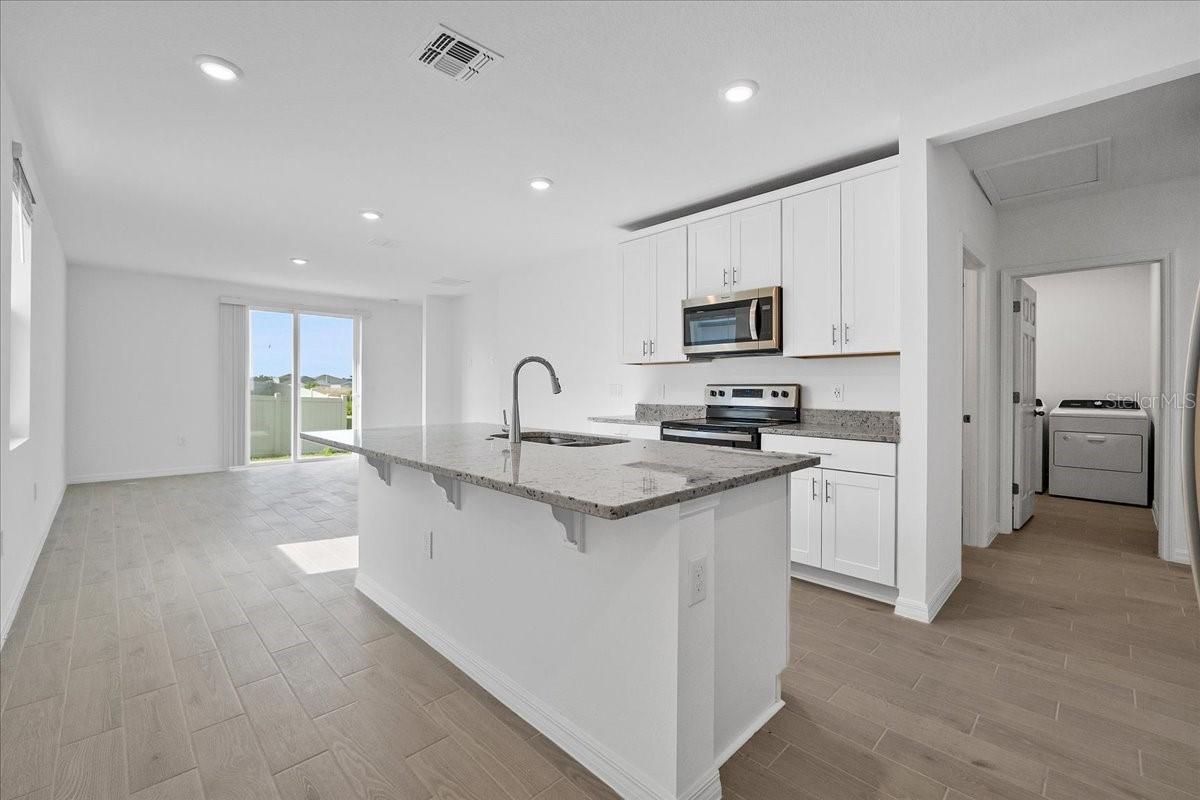 Image 3 of 32 For 2702 San Marco Way