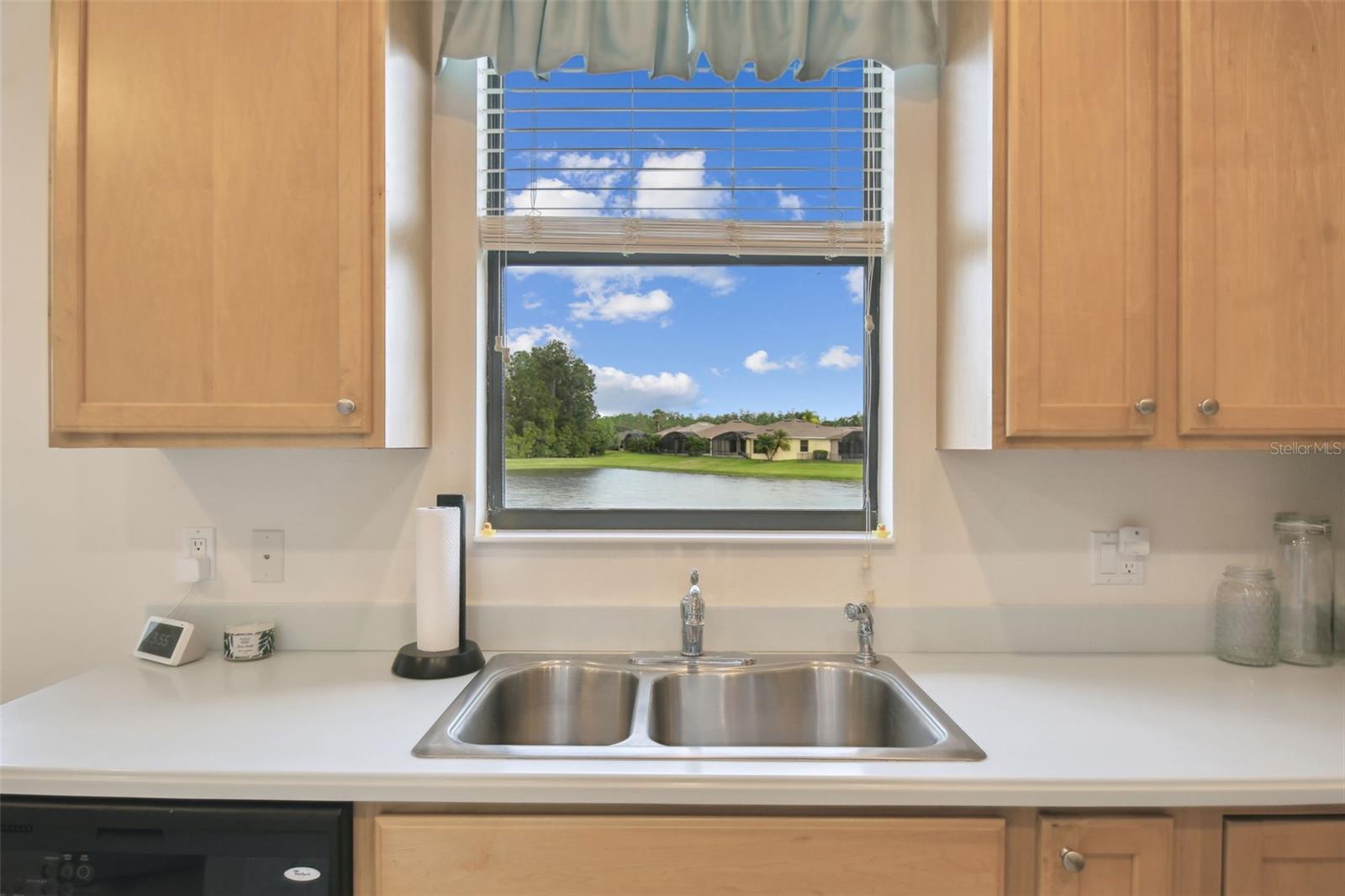 Image 10 of 61 For 502 Monterey Street