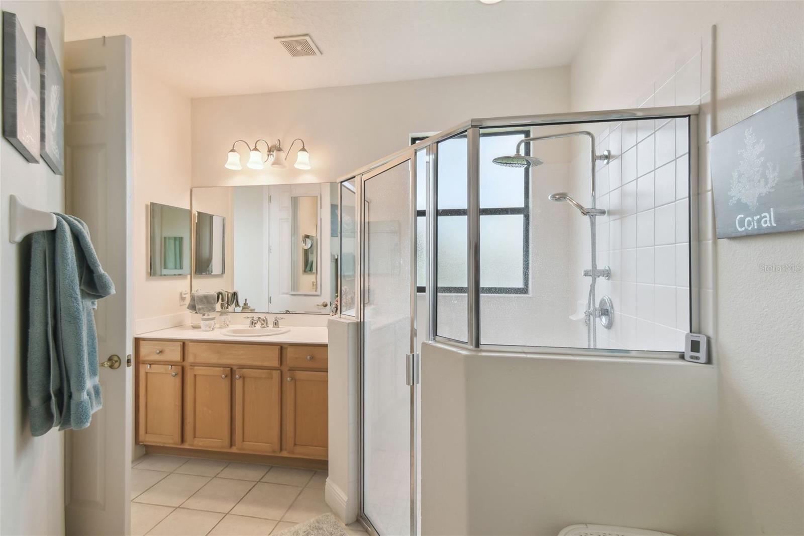 Image 23 of 61 For 502 Monterey Street