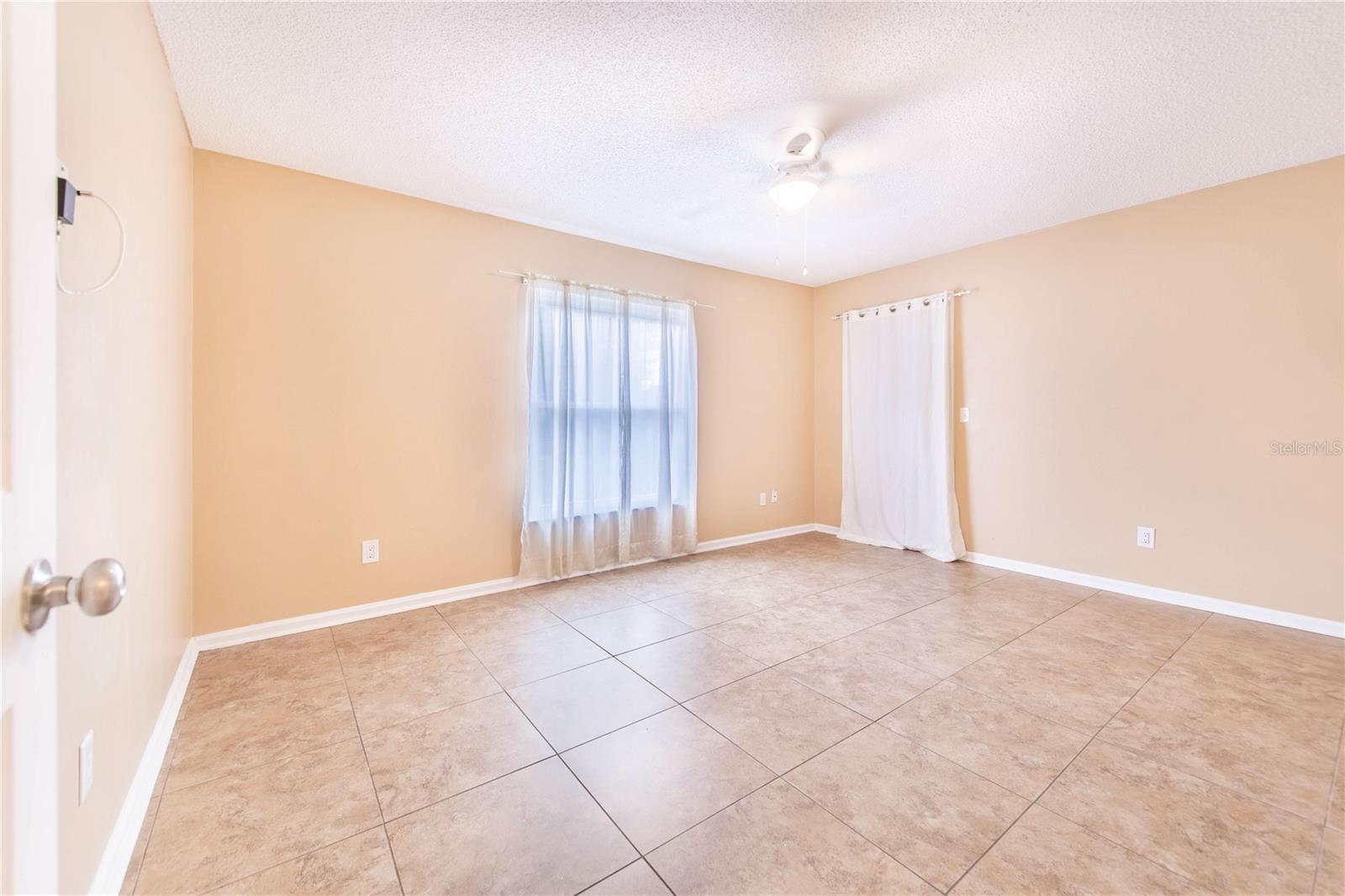 Image 10 of 35 For 123 Pompei Drive
