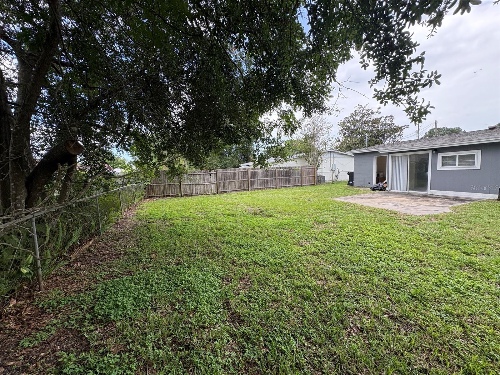 Image 8 of 8 For 14413 Hertha Avenue