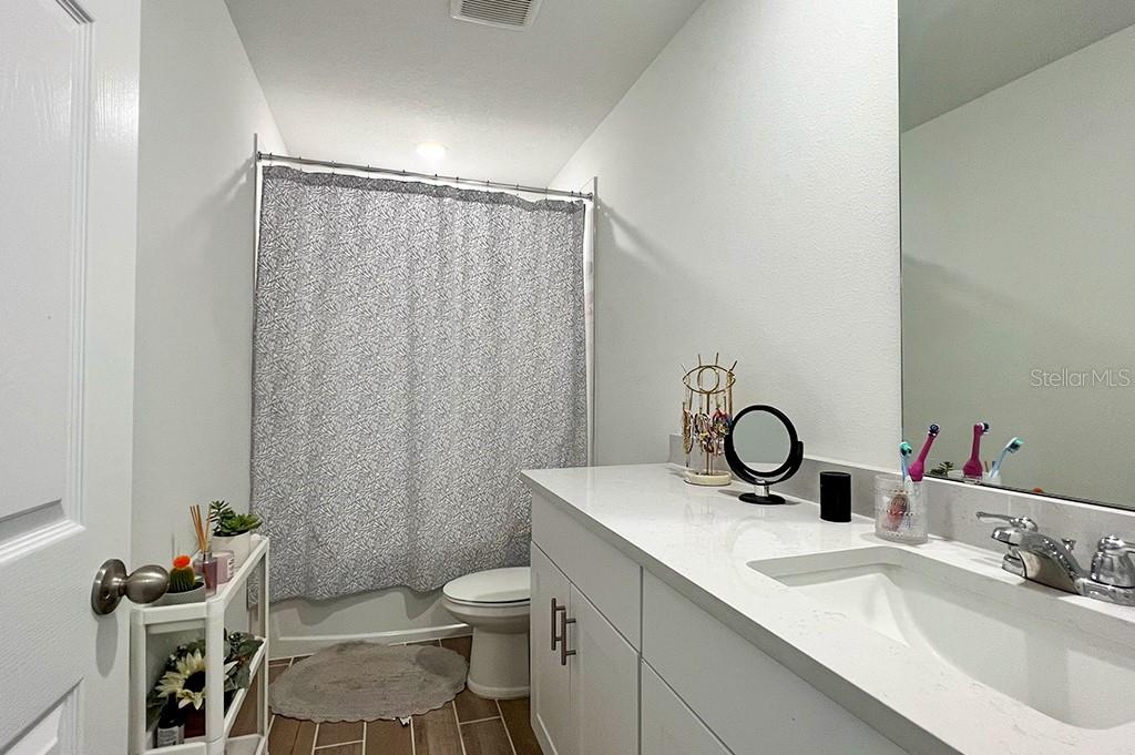 Image 31 of 37 For 2943 Sunstar Drive