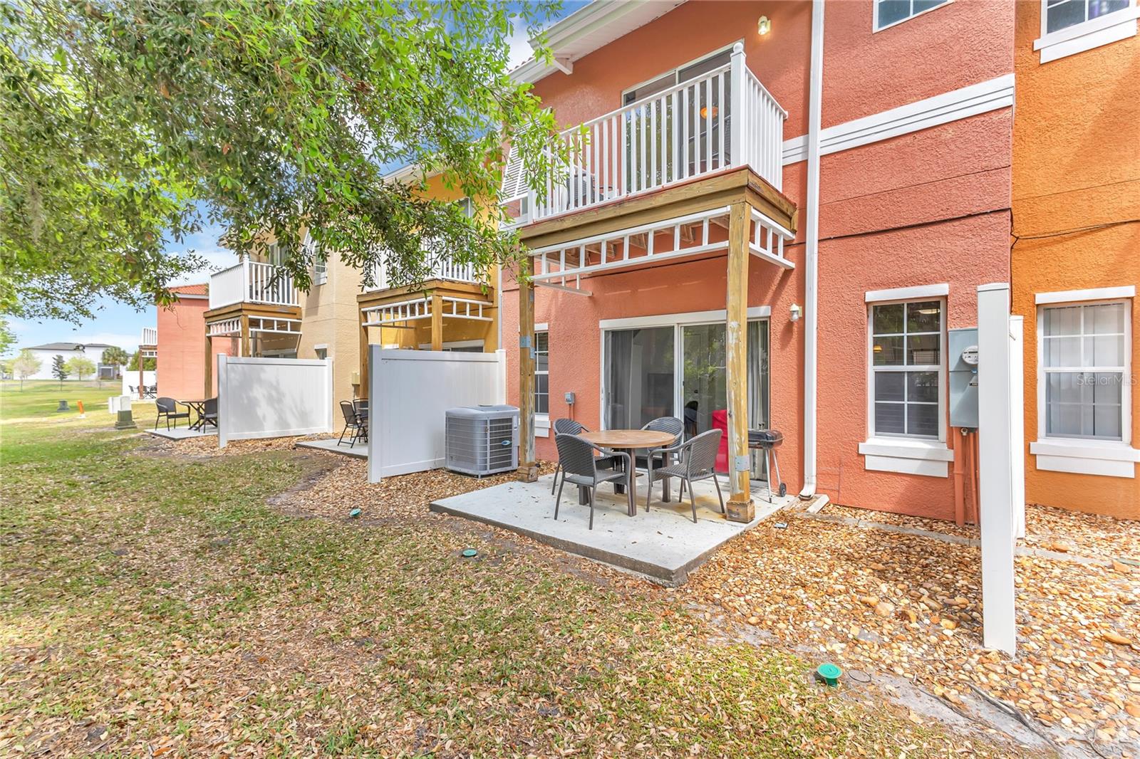 Image 19 of 27 For 1089 Park Ridge Circle