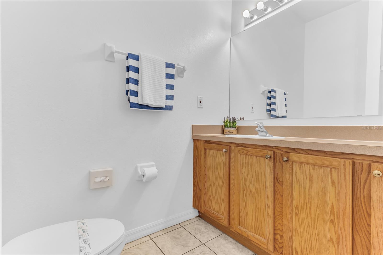 Image 7 of 27 For 1089 Park Ridge Circle