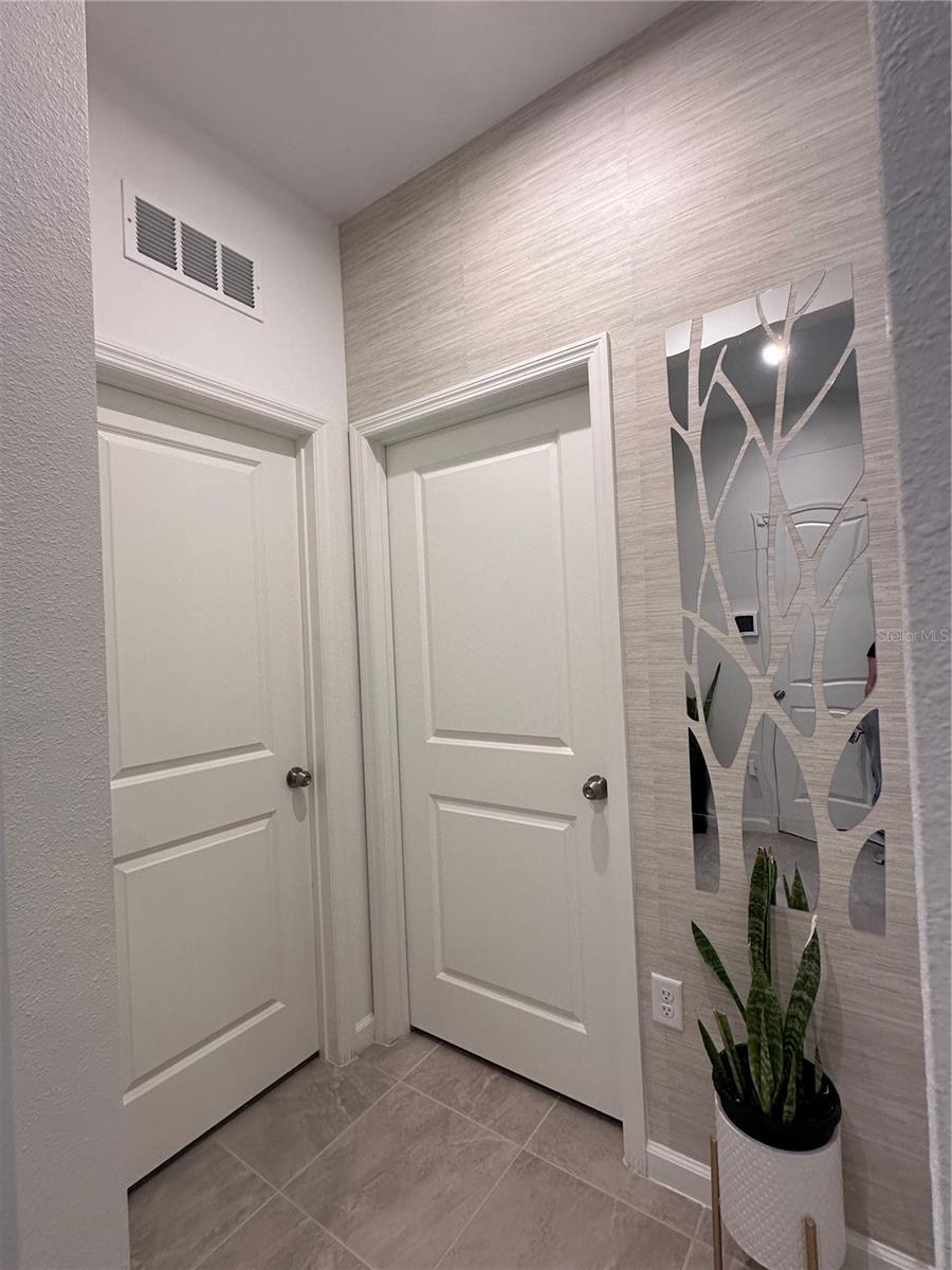Image 5 of 28 For 9083 Coral Cape Street