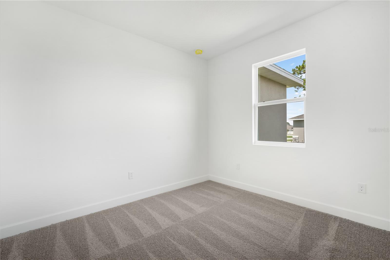 Image 27 of 44 For 9176 Players Drive