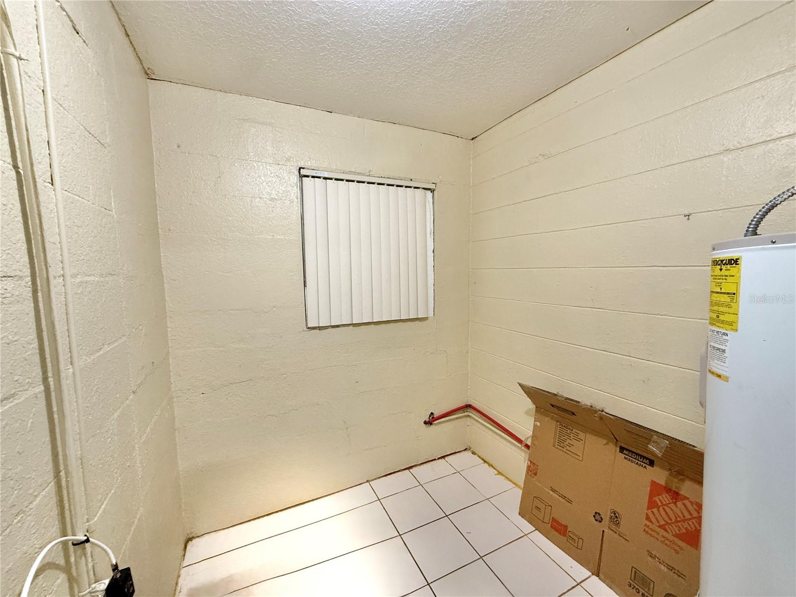 Image 21 of 32 For 2720 W Vine St