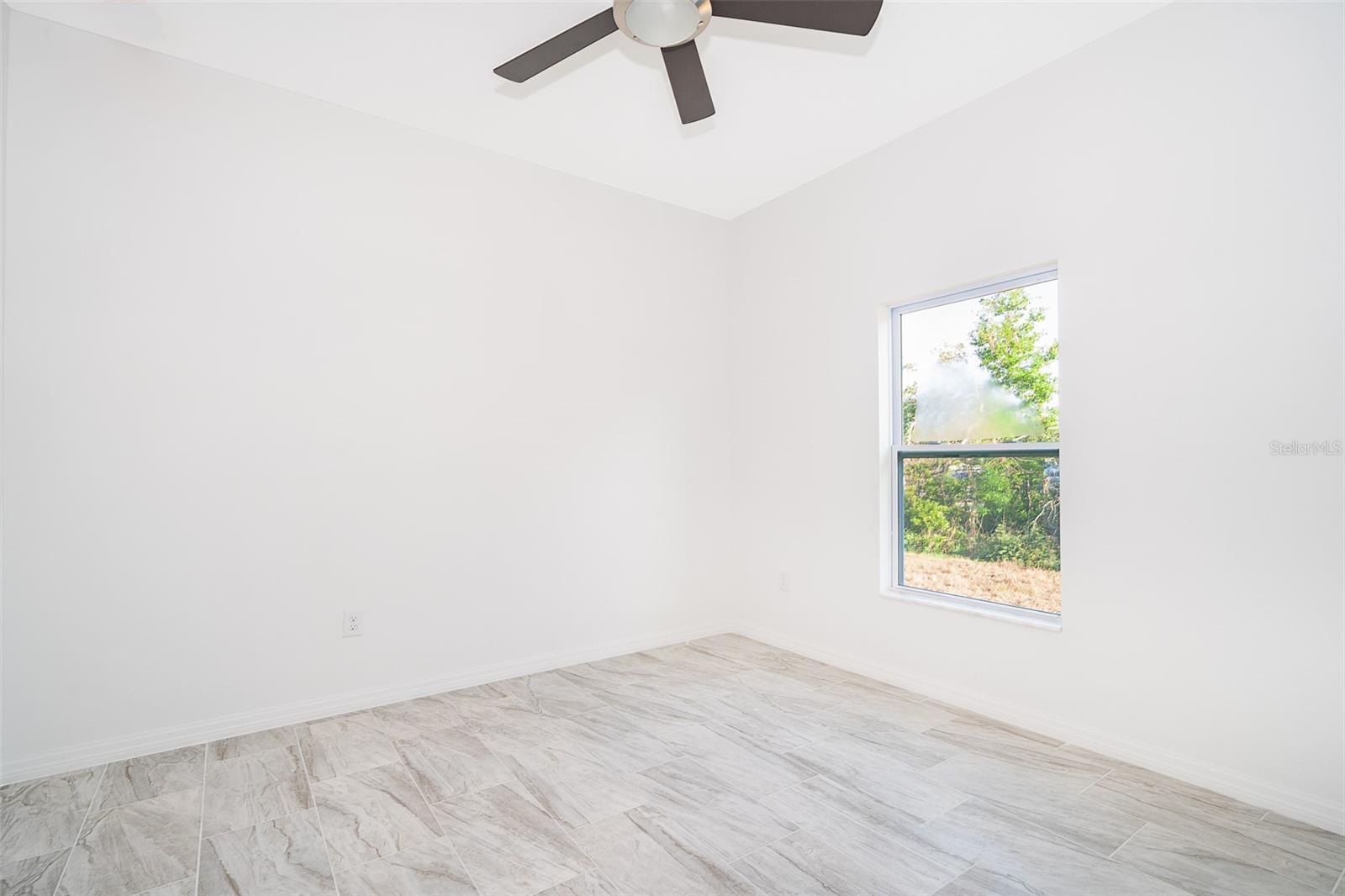 Image 15 of 26 For 507 Mallard Court