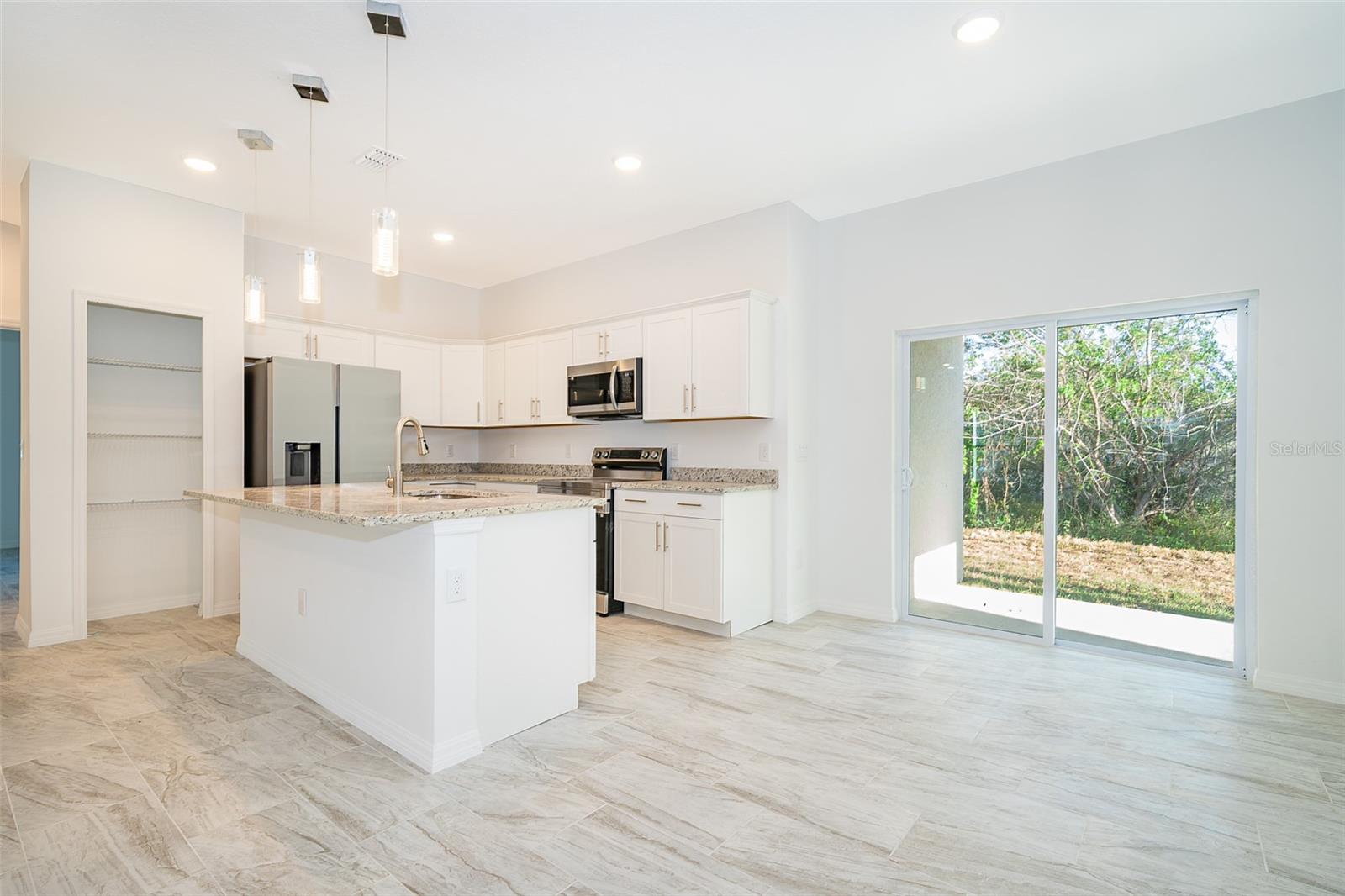 Image 6 of 26 For 507 Mallard Court