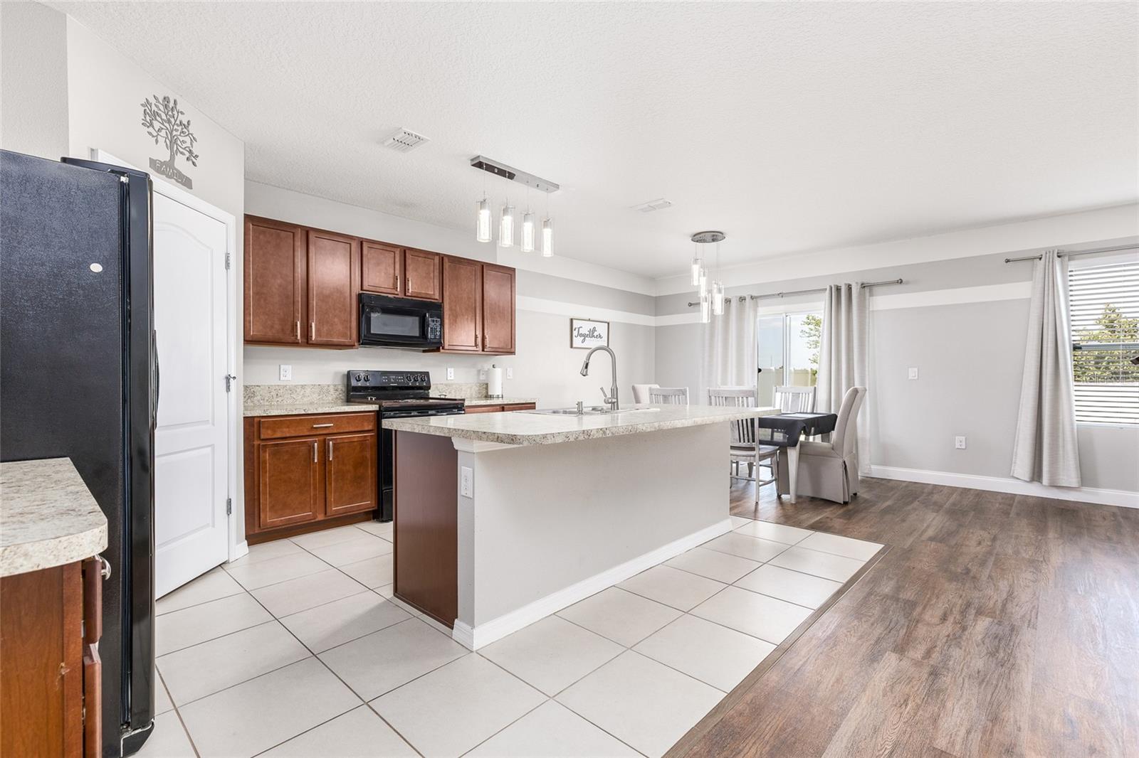 Image 3 of 46 For 1907 Partin Terrace Road