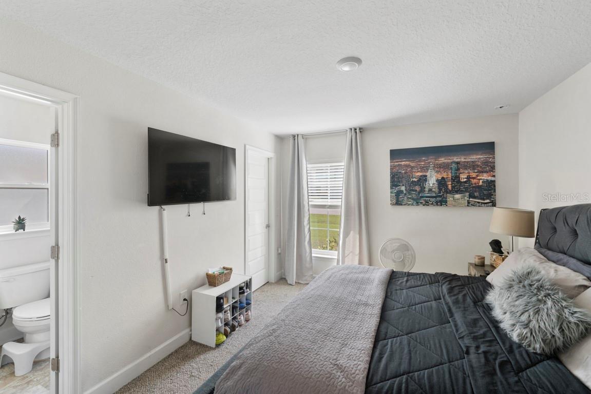 Image 11 of 32 For 311 Athabasca Place