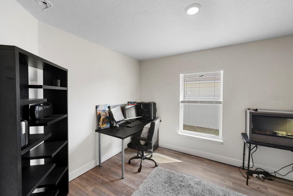 Image 16 of 32 For 311 Athabasca Place