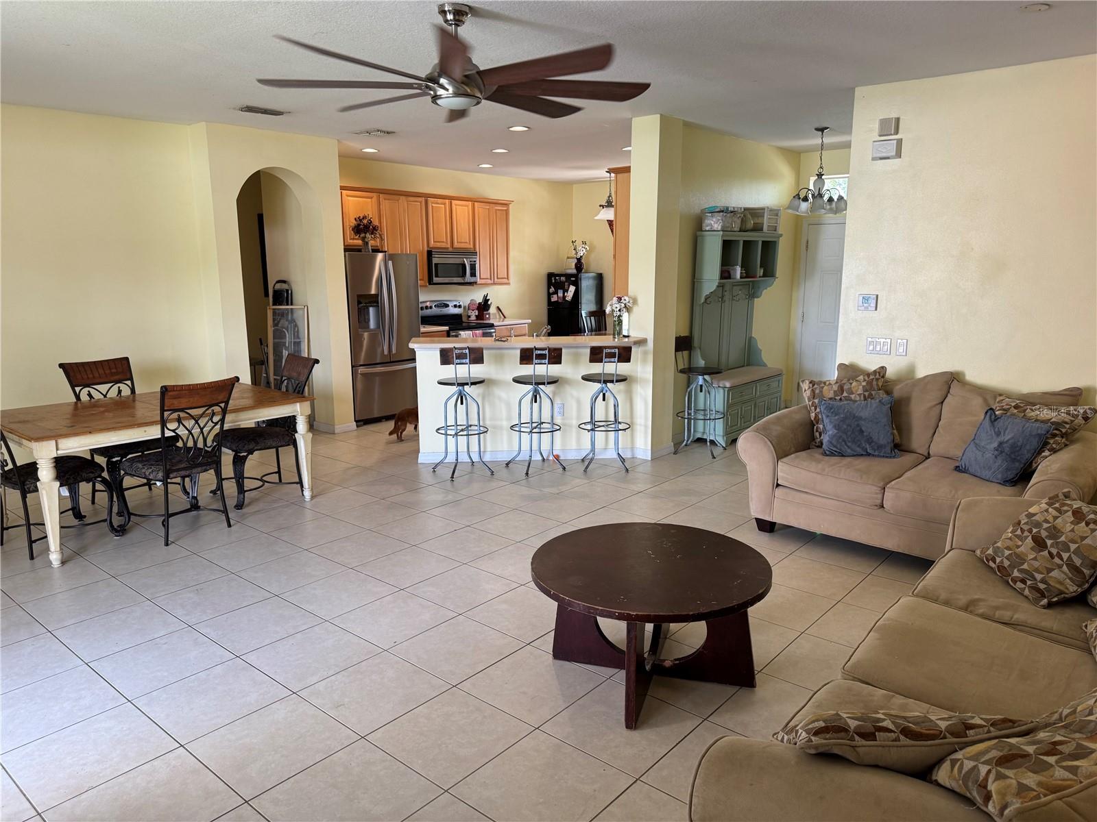 Image 4 of 23 For 2991 Saint Clair Street