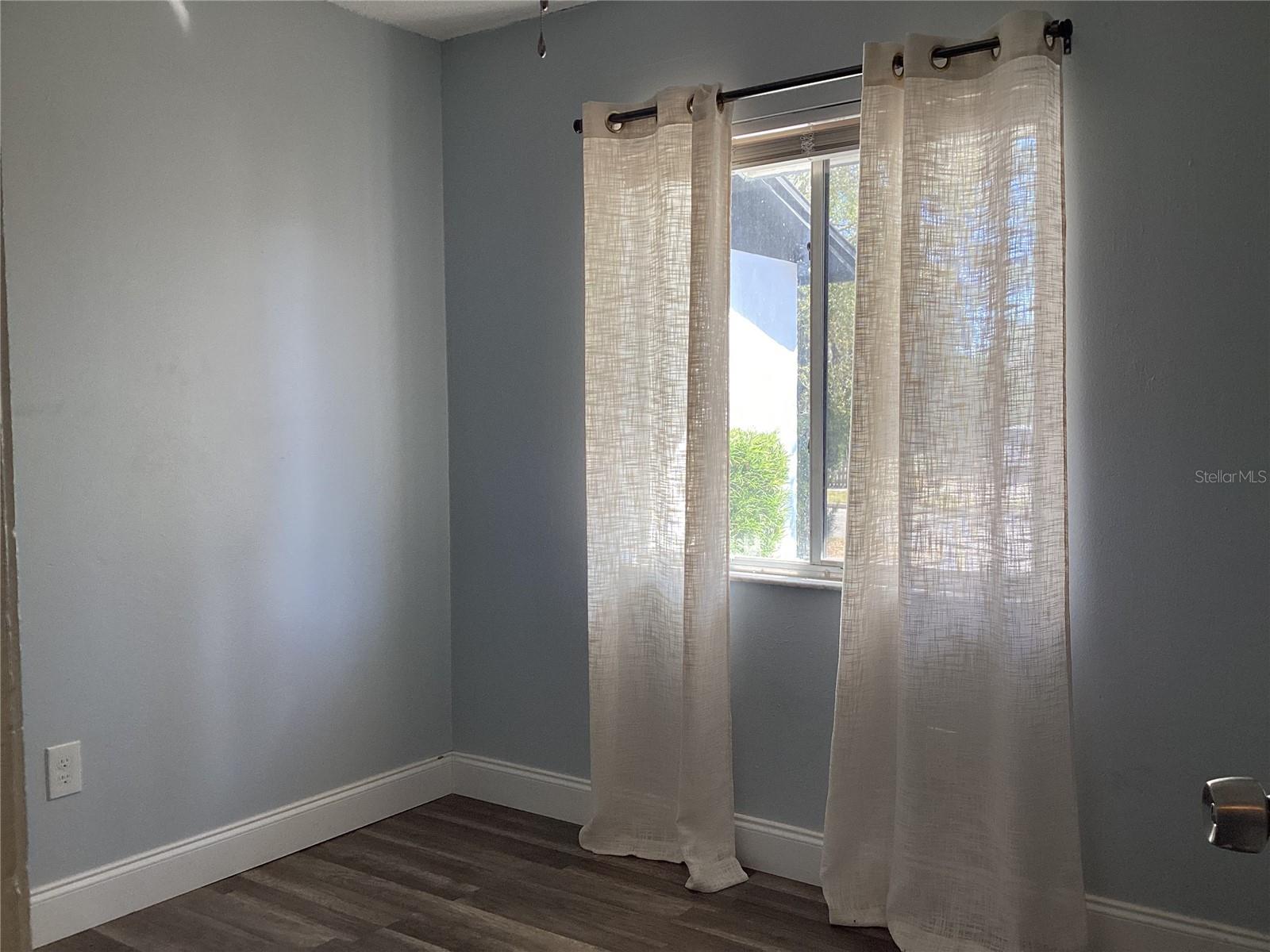 Image 7 of 22 For 2948 Willow Bend Boulevard