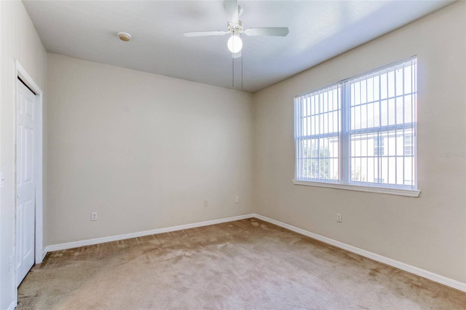 Image 10 of 48 For 3209 Parkchester Square Boulevard 304