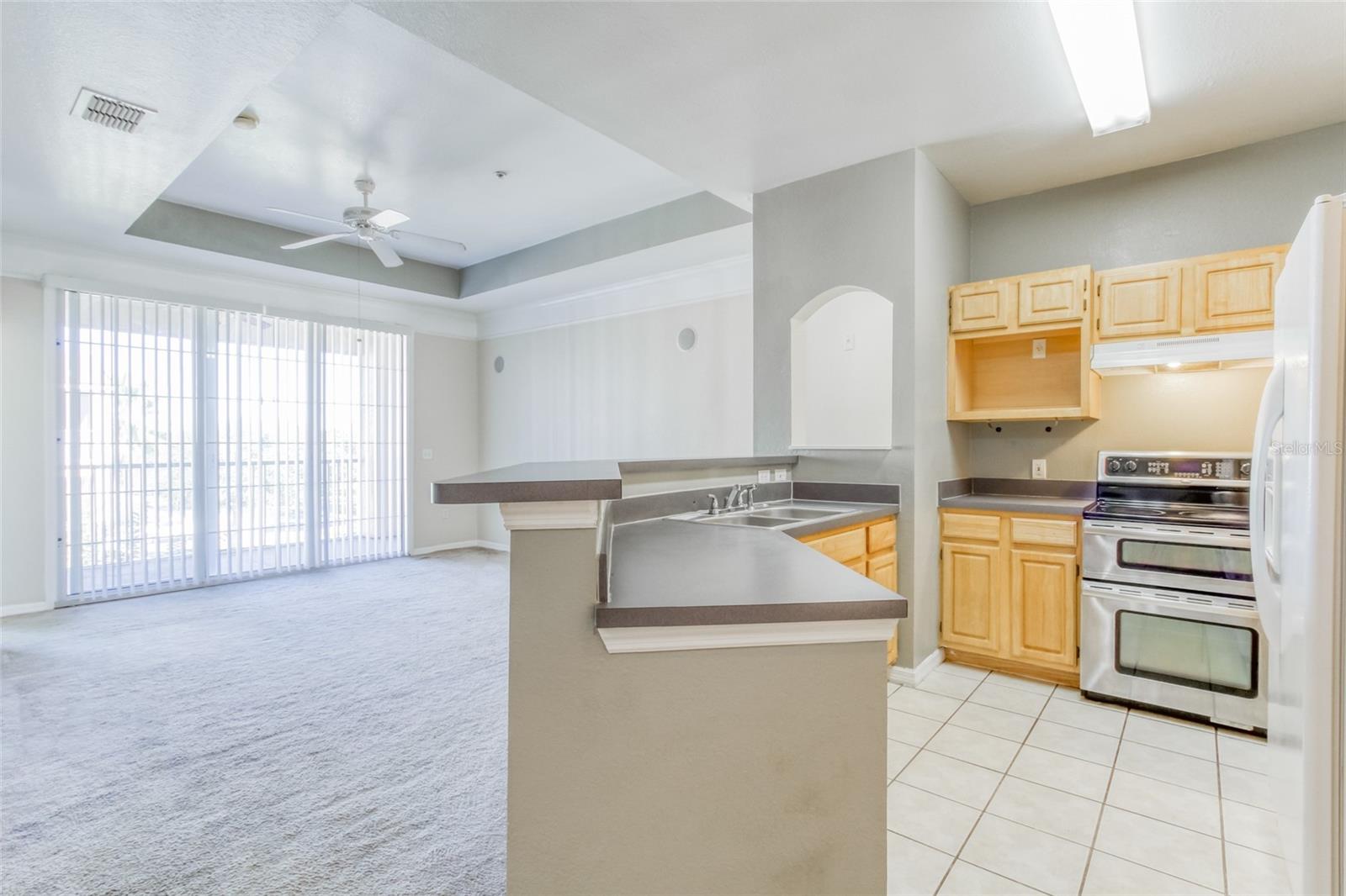 Image 2 of 48 For 3209 Parkchester Square Boulevard 304