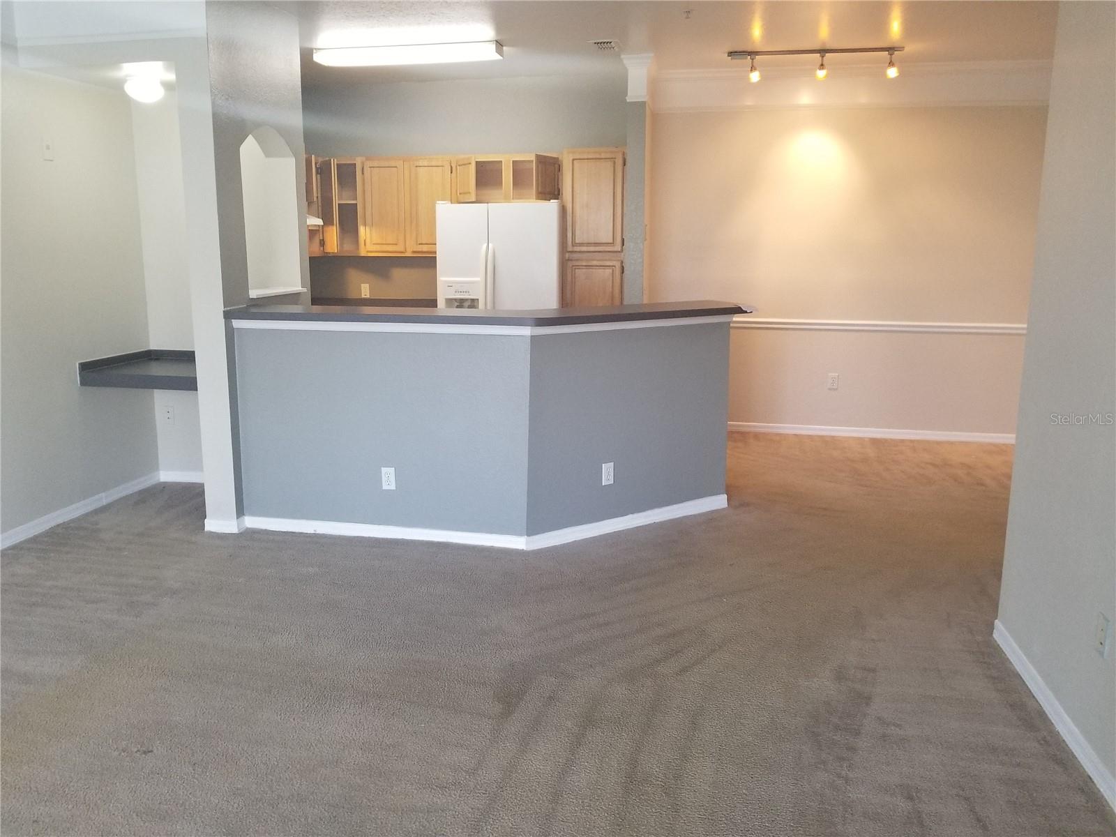 Image 33 of 48 For 3209 Parkchester Square Boulevard 304