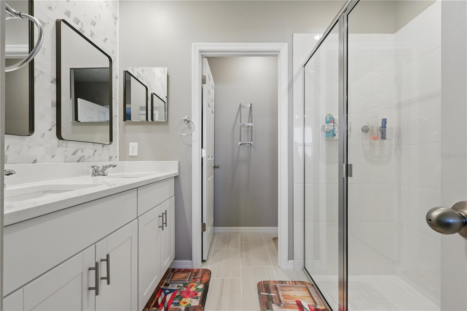 Image 10 of 17 For 3537 Broadwing Boulevard