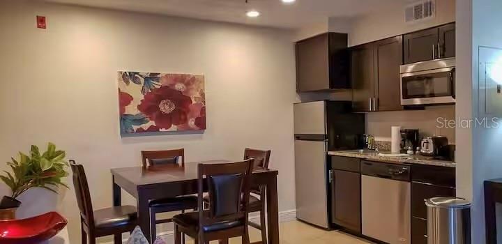 Image 3 of 22 For 3100 Parkway Boulevard 413