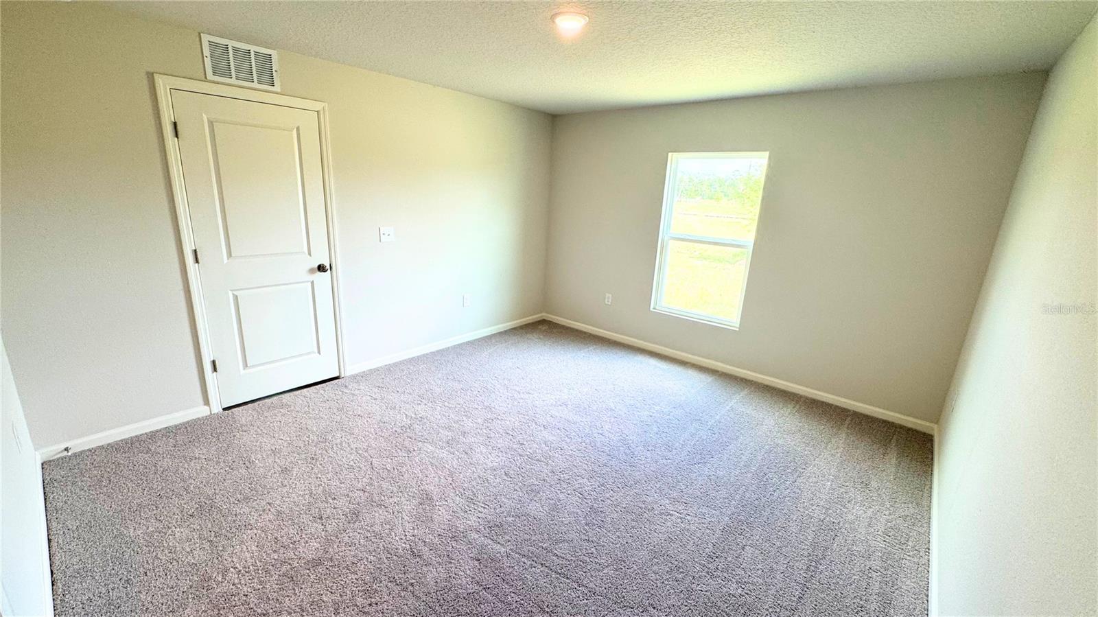 Image 17 of 21 For 2397 22 Court