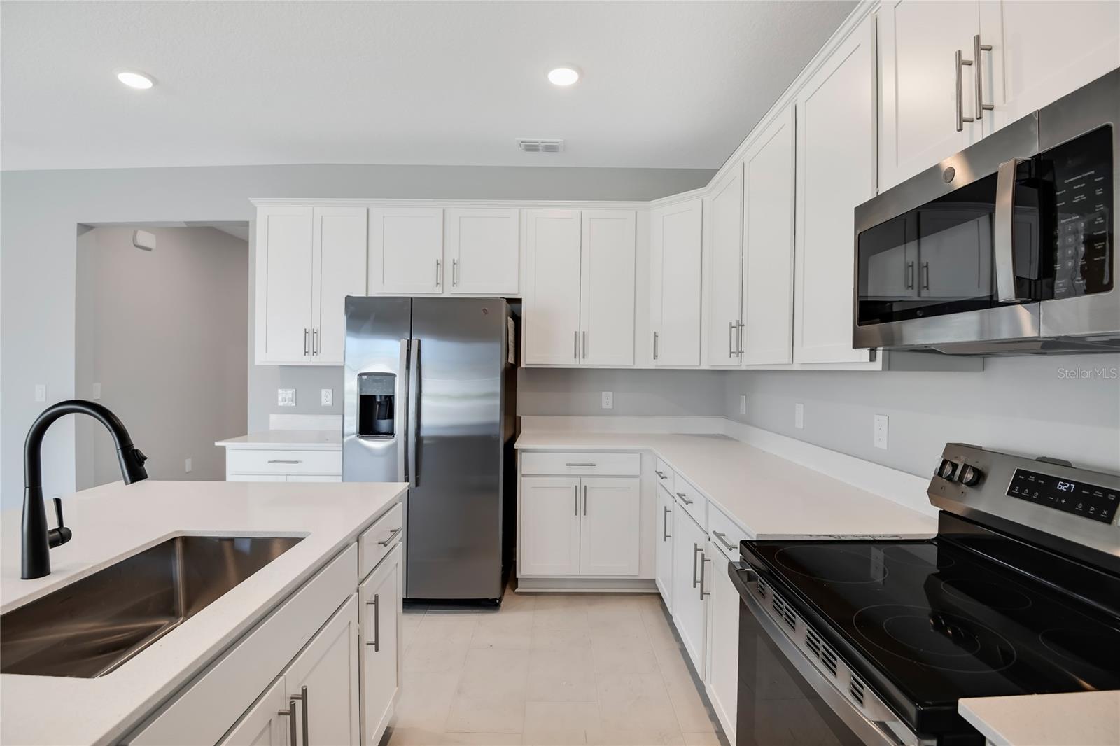 Image 9 of 22 For 1737 Carnelian Street