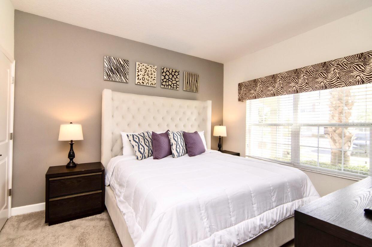 Image 19 of 44 For 4888 Romeo Circle