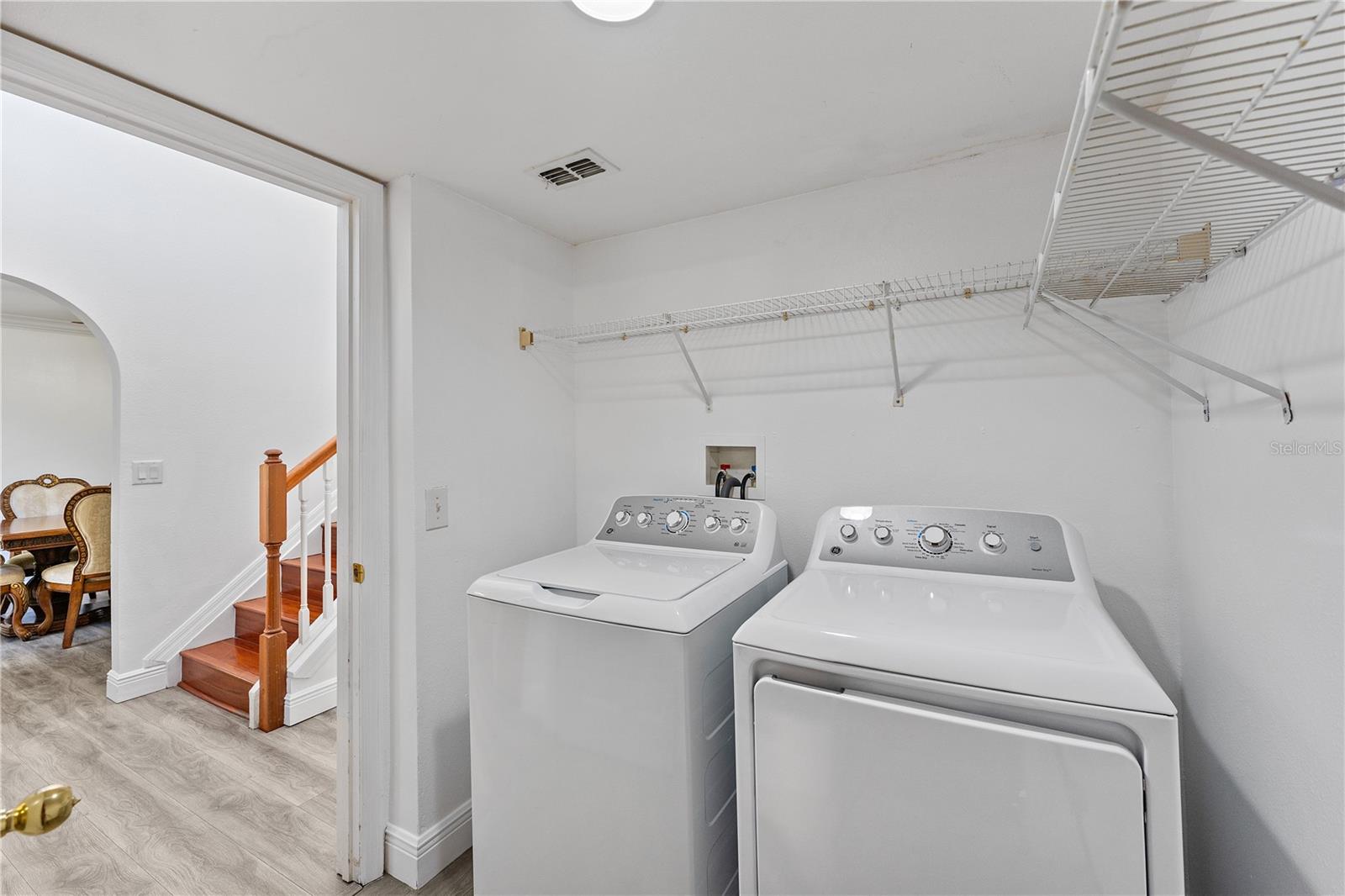 Image 11 of 26 For 1067 Ronlin Street