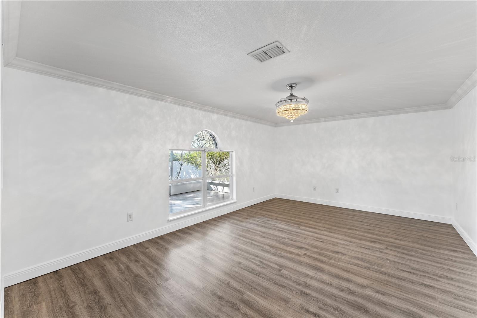 Image 12 of 26 For 1067 Ronlin Street