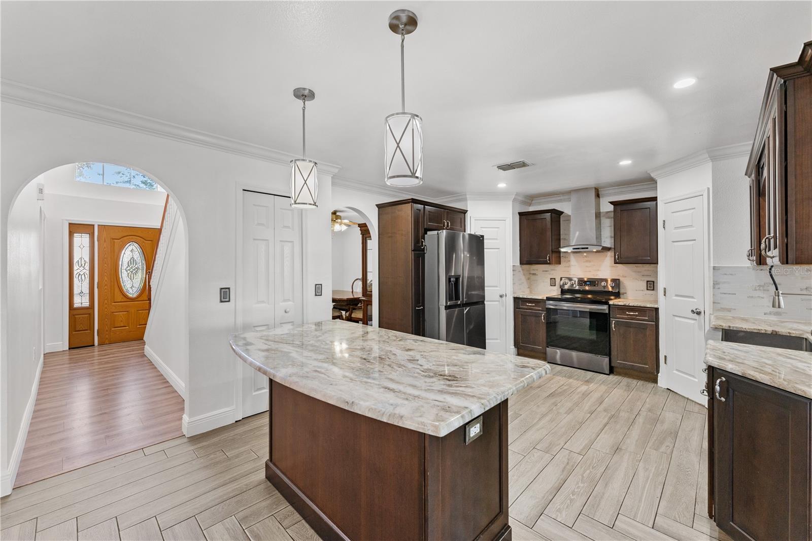 Image 7 of 26 For 1067 Ronlin Street