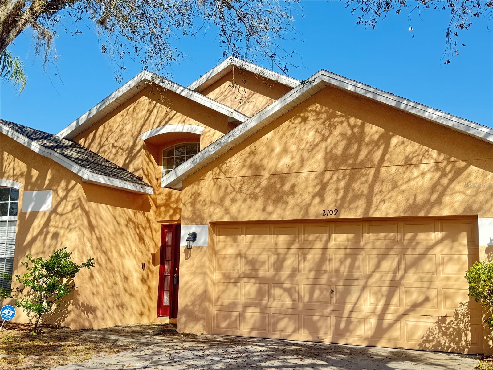 Image 2 of 9 For 2109 Woodsedge Drive