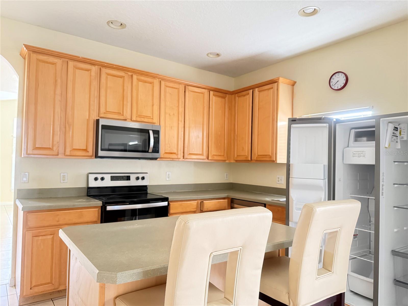 Image 7 of 9 For 2109 Woodsedge Drive