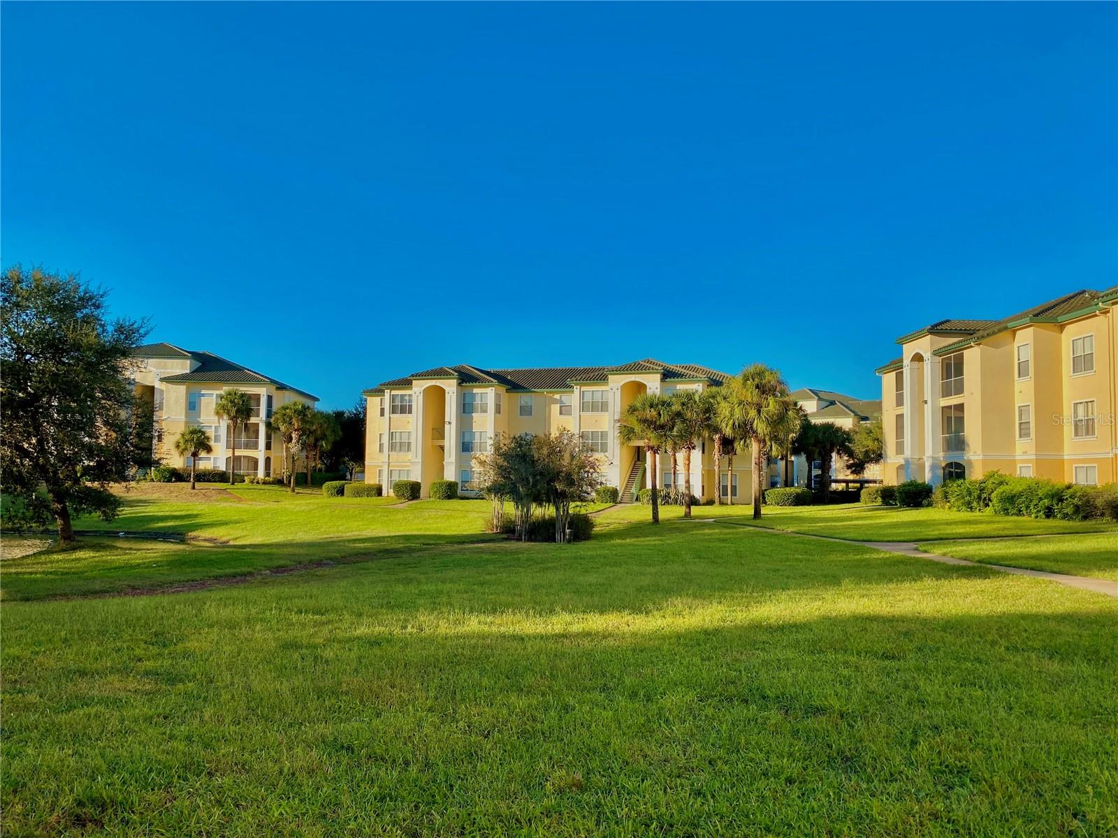 Image 20 of 47 For 8907 Legacy Court 14 205