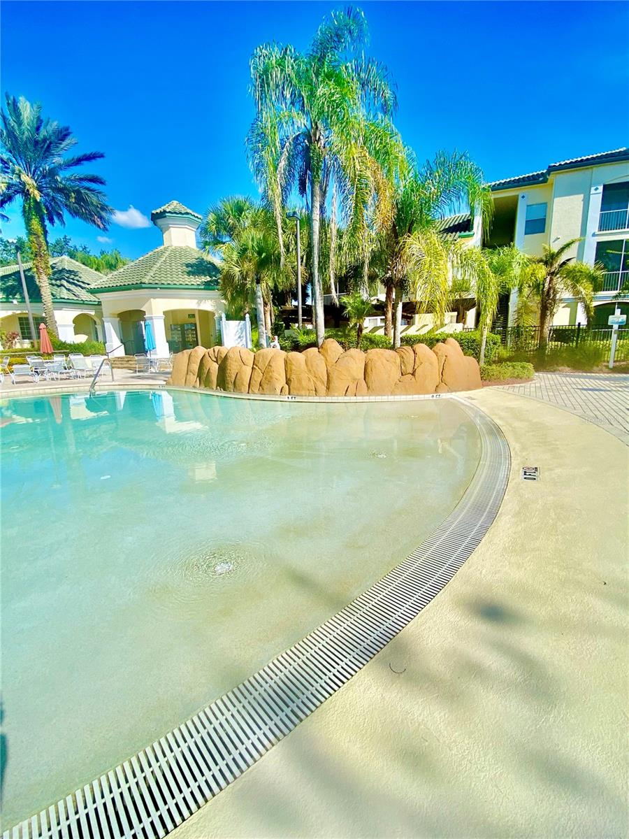 Image 36 of 47 For 8907 Legacy Court 14 205