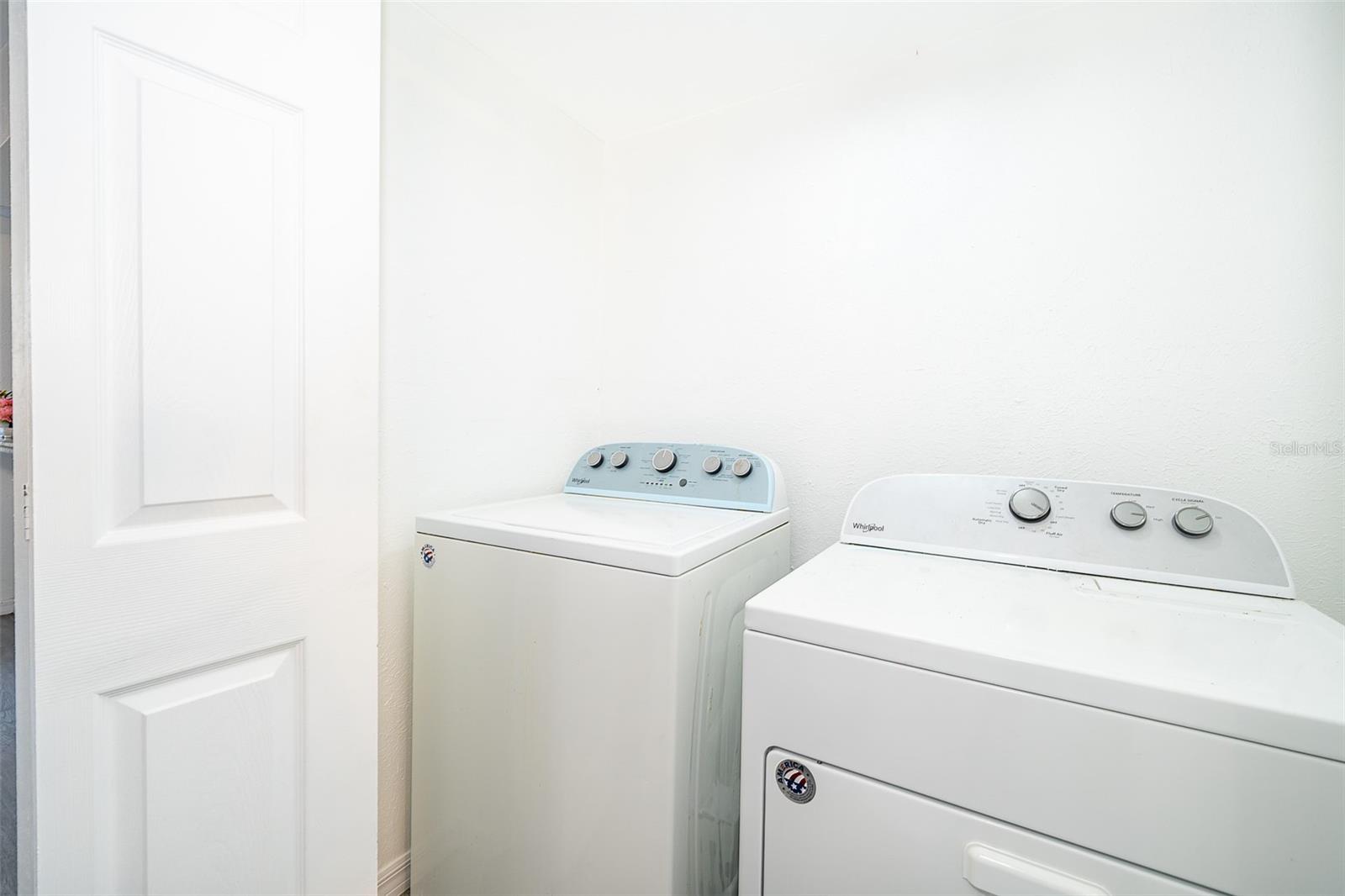 Image 18 of 28 For 2031 Ludlow Lane 3303