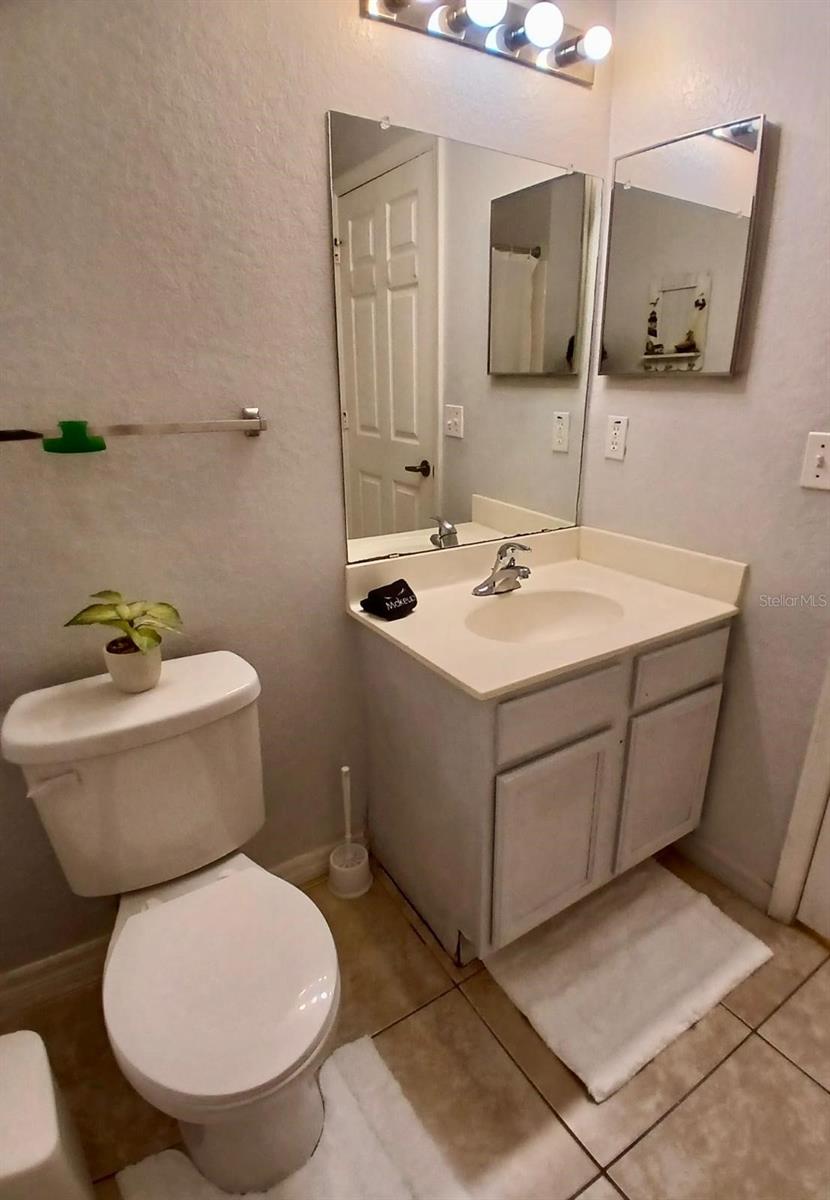 Image 13 of 19 For 2610 Lodi Circle 104